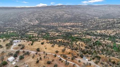 84 Kit Fox Trail Rd, Raymond, CA 93653 photo 2