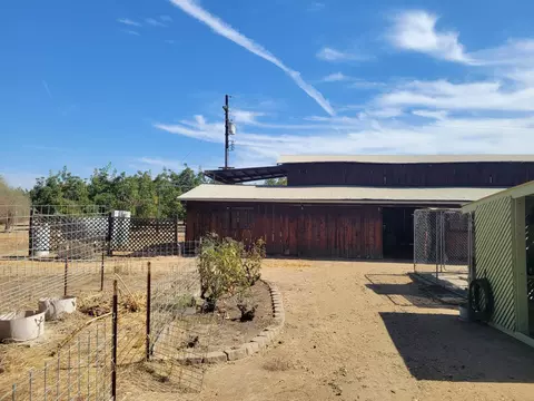 Exterior - 24771 Road 19, Madera, CA 93638 photo 6 of 26