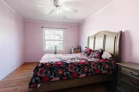 Bedroom - 2974 E Cornell Ave, Fresno, CA 93703 photo 3 of 7