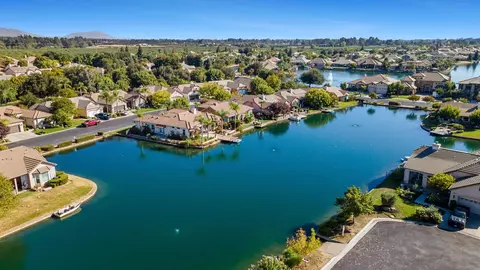 View/Area - 4751 N Windward Way, Clovis, CA 93619 photo 5 of 8
