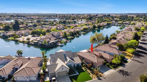 View/Area - 4751 N Windward Way, Clovis, CA 93619 photo 6 of 8
