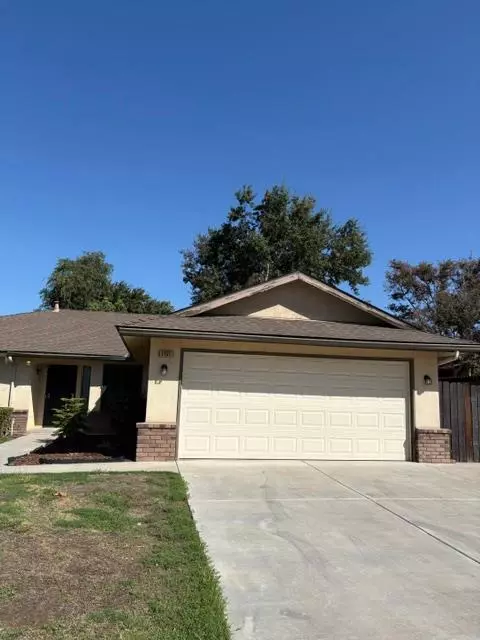 Exterior - 1151 Pontiac Ave, Clovis, CA 93612 photo 2 of 7