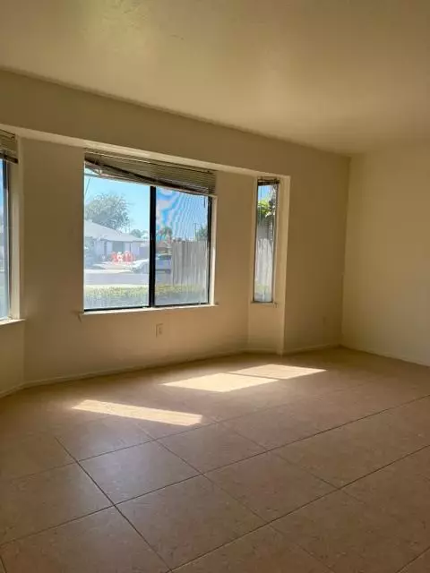 Living - 1151 Pontiac Ave, Clovis, CA 93612 photo 2 of 5