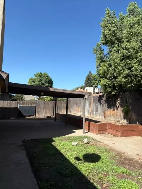 Exterior - 1151 Pontiac Ave, Clovis, CA 93612 photo 7 of 7