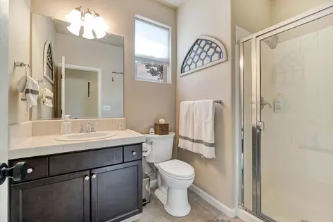 Bath - 3194 Swift Ave, Clovis, CA 93619 photo 1 of 5