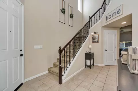 Entry Way - 3194 Swift Ave, Clovis, CA 93619 photo 3 of 8