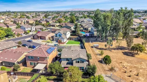 View/Area - 3194 Swift Ave, Clovis, CA 93619 photo 7 of 9