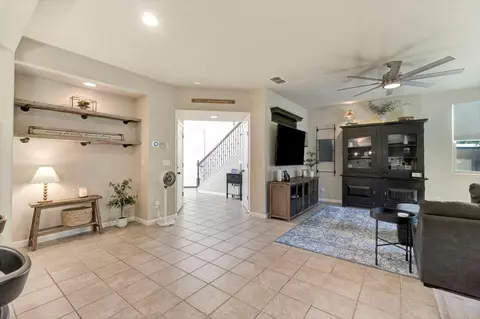 Entry Way - 3194 Swift Ave, Clovis, CA 93619 photo 6 of 8