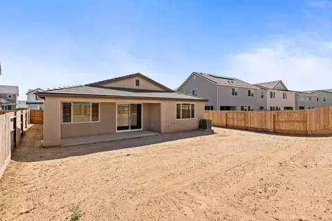 Exterior - 1252 Cathedral Ct S, Madera, CA 93636 photo 8 of 8