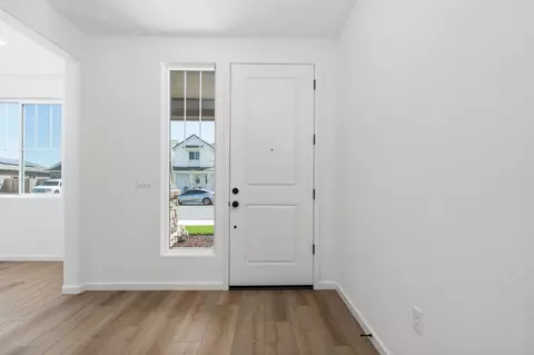 Entry Way - 1252 Cathedral Ct S, Madera, CA 93636 photo 1 of 7
