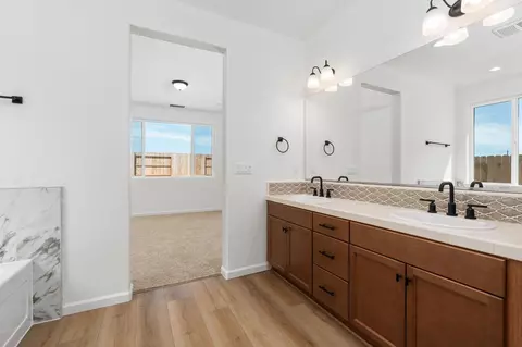 Entry Way - 1252 Cathedral Ct S, Madera, CA 93636 photo 7 of 7