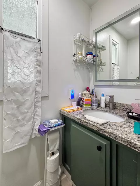 1218 E Cleveland Ave #14, Madera, CA 93638 photo 15