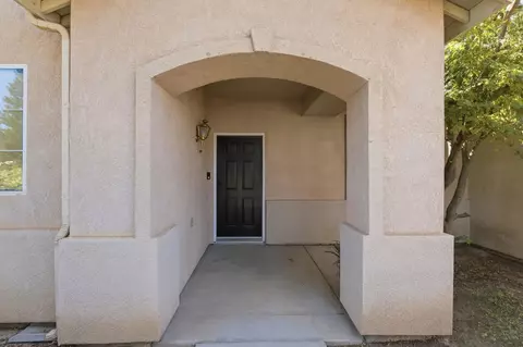 Entry Way - 2317 E Lewis Ct, Fowler, CA 93625 photo 1 of 2