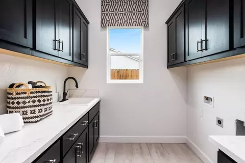 Other - 972 Dana Rd W, Madera, CA 93636 photo 4 of 5