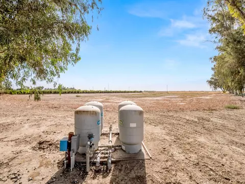 Exterior - 9235 24th Ave, Lemoore, CA 93245 photo 2 of 21