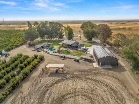 View/Area - 9235 24th Ave, Lemoore, CA 93245 photo 10 of 12