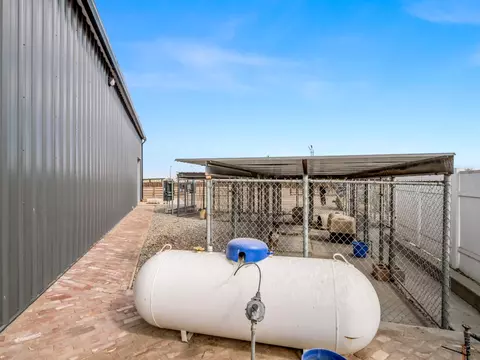 Exterior - 9235 24th Ave, Lemoore, CA 93245 photo 5 of 21