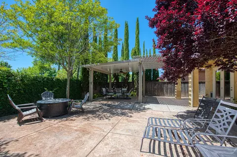 Exterior - 3544 Prescott Ave, Clovis, CA 93619 photo 8 of 9