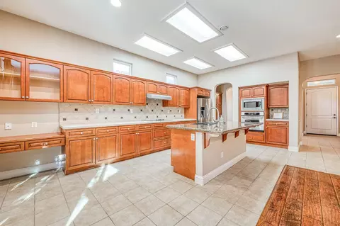 Kitchen - 3544 Prescott Ave, Clovis, CA 93619 photo 3 of 3