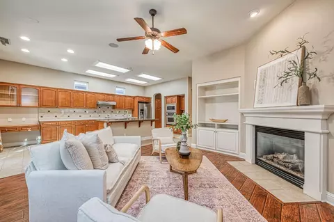 Living - 3544 Prescott Ave, Clovis, CA 93619 photo 2 of 5
