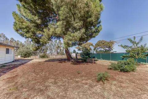 Exterior - 11495 E Herndon Ave, Clovis, CA 93619 photo 8 of 13
