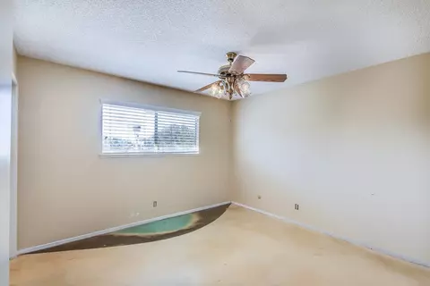 Bedroom - 11495 E Herndon Ave, Clovis, CA 93619 photo 5 of 6