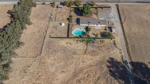 View/Area - 11495 E Herndon Ave, Clovis, CA 93619 photo 6 of 8