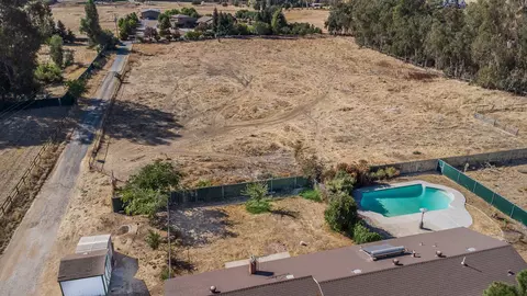 View/Area - 11495 E Herndon Ave, Clovis, CA 93619 photo 2 of 8