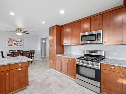 Kitchen - 13017 Violet Ln, Clovis, CA 93619 photo 5 of 5