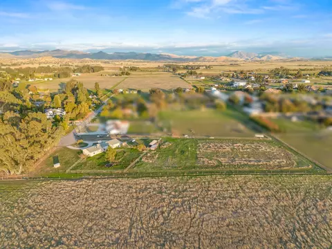 View/Area - 13017 Violet Ln, Clovis, CA 93619 photo 7 of 7