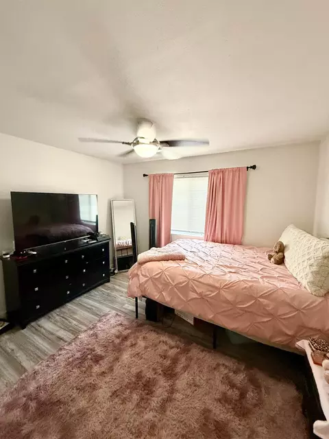 Bedroom - 2236 Peach Ave #4, Clovis, CA 93612 photo 1 of 2