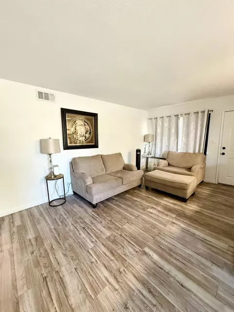 Living - 2236 Peach Ave #4, Clovis, CA 93612 photo 2 of 2