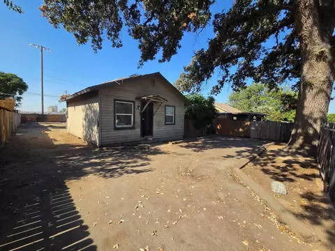 4130 E Mason Ave, Fresno, CA 93725