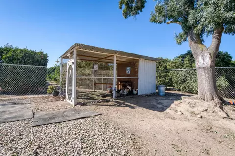 Exterior - 14705 E Belmont Ave, Sanger, CA 93657 photo 15 of 28