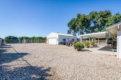 Exterior - 14705 E Belmont Ave, Sanger, CA 93657 photo 10 of 28