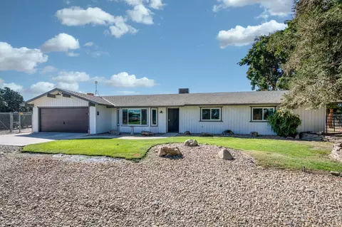 Exterior - 14705 E Belmont Ave, Sanger, CA 93657 photo 2 of 28