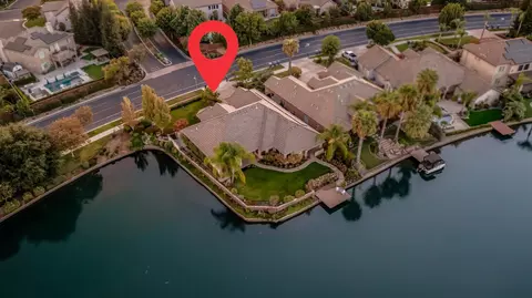 View/Area - 4550 N Waterside Dr, Clovis, CA 93619 photo 3 of 8