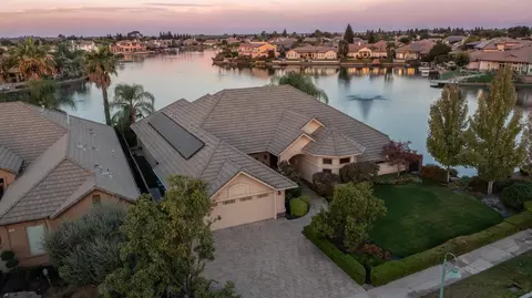 View/Area - 4550 N Waterside Dr, Clovis, CA 93619 photo 2 of 8