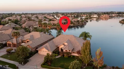 View/Area - 4550 N Waterside Dr, Clovis, CA 93619 photo 5 of 8