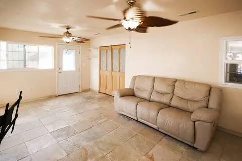 Living - 3585 Sunnyside Ave, Clovis, CA 93611 photo 2 of 3