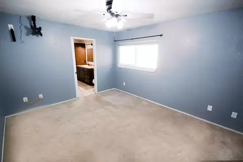 Bedroom - 3585 Sunnyside Ave, Clovis, CA 93611 photo 1 of 3