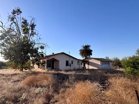 21671 Ave 18, Madera, CA 93637 photo 2