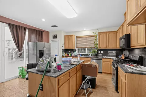 Kitchen - 320 Rose, Chowchilla, CA 93610 photo 2 of 3