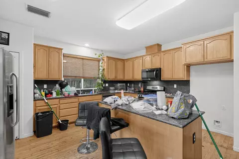 Kitchen - 320 Rose, Chowchilla, CA 93610 photo 1 of 3