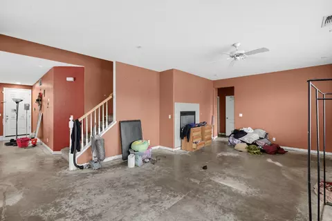 Living - 320 Rose, Chowchilla, CA 93610 photo 1 of 4