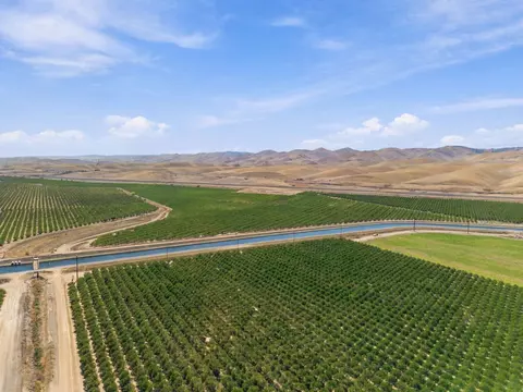 View/Area - 1 Highway 5 Hwy, Patterson, CA 95363 photo 4 of 16