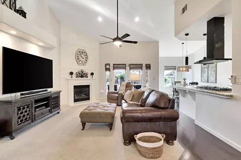 Living - 558 W Serena Ave, Clovis, CA 93619 photo 1 of 4