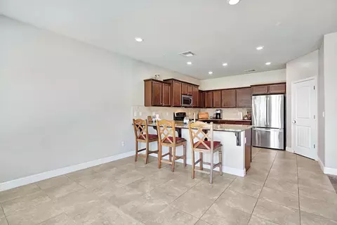Kitchen - 3885 Alamos Ave, Clovis, CA 93619 photo 5 of 5