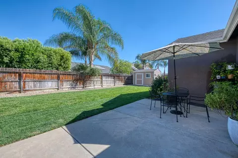 Exterior - 2537 Junipero Ave, Clovis, CA 93619 photo 2 of 6