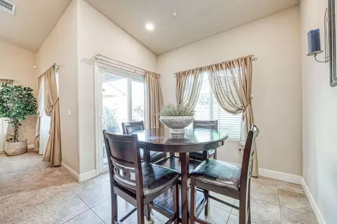 Dining - 2537 Junipero Ave, Clovis, CA 93619 photo 1 of 2